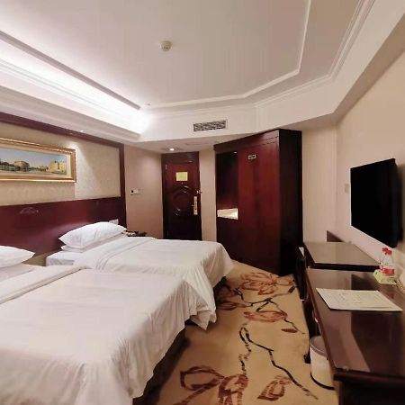 Vienna Hotel Changnan Nancsang megye Kültér fotó